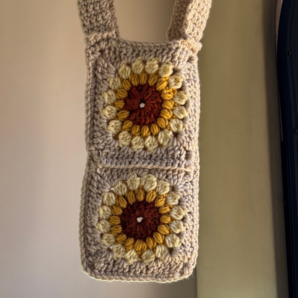 Crochet Sunflower Crossbody Bag